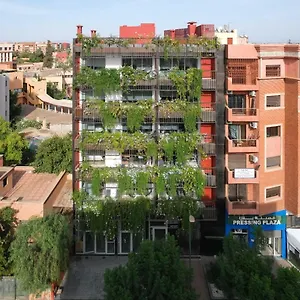 Appart hôtel M ***