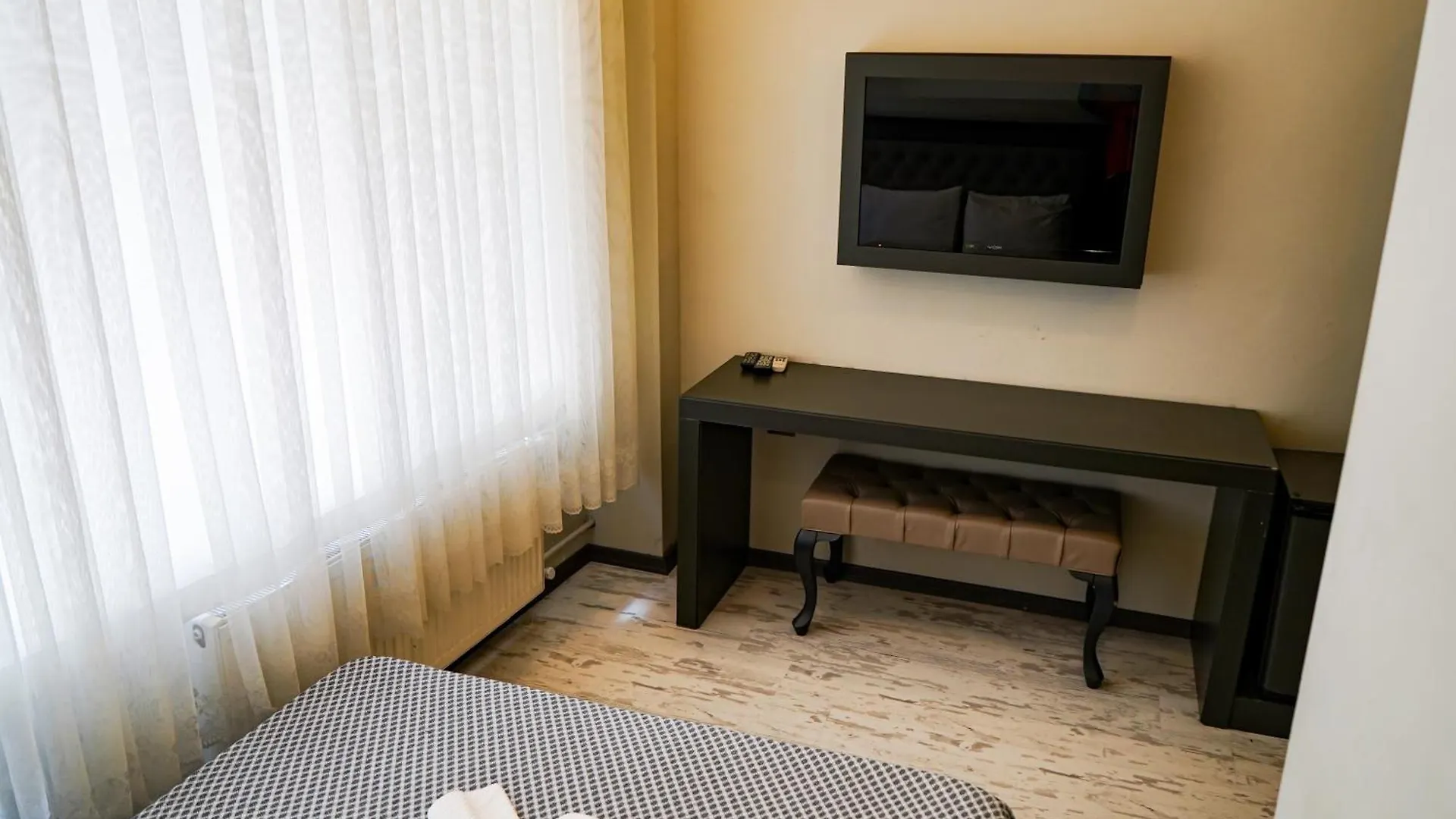 Paradise Hotel Istambul 3*,
