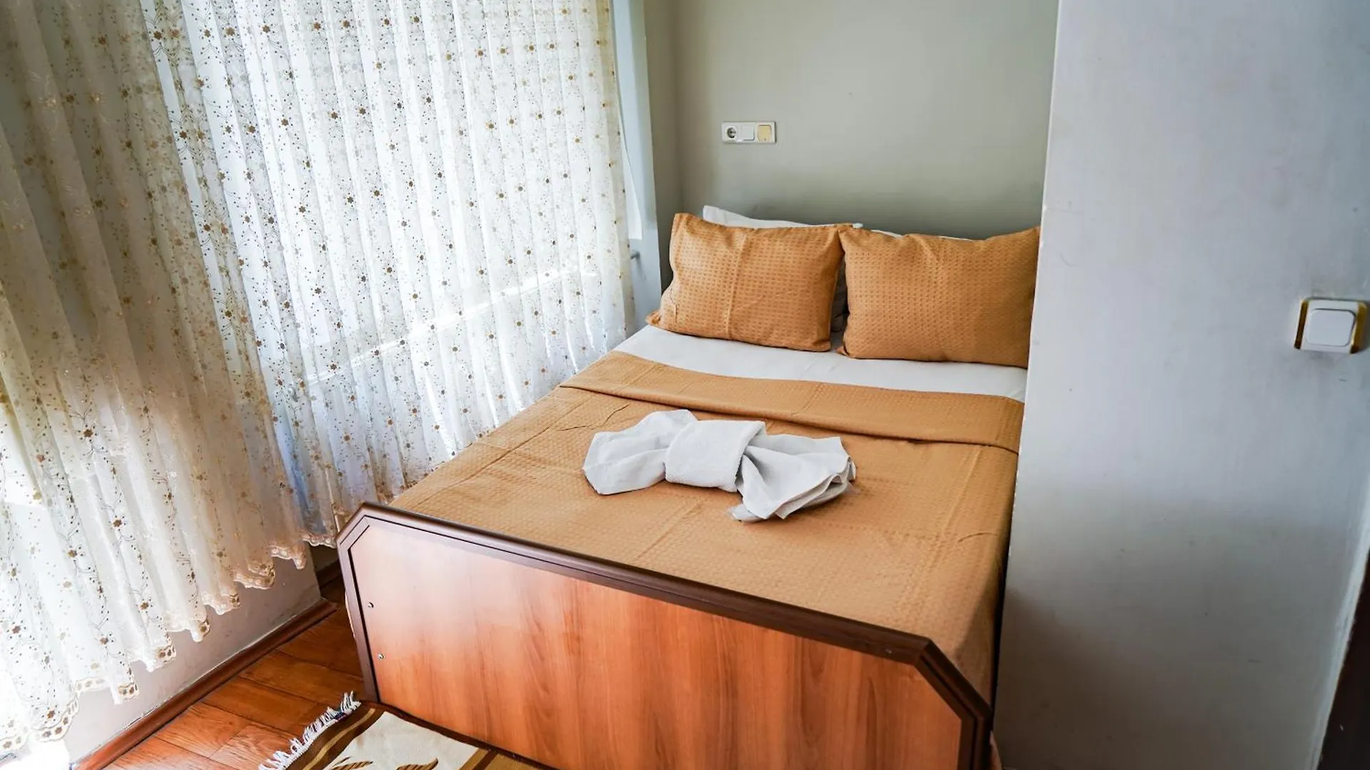 ***  Paradise Hotel Istambul Turquie