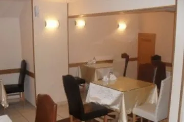 Paradise Hotel Istambul 3*,
